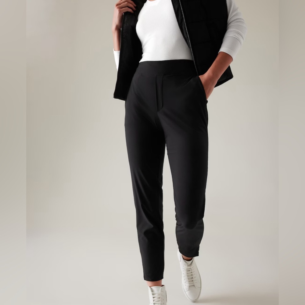 Athleta Brooklyn Mid-Rise Ankle Pant in Black